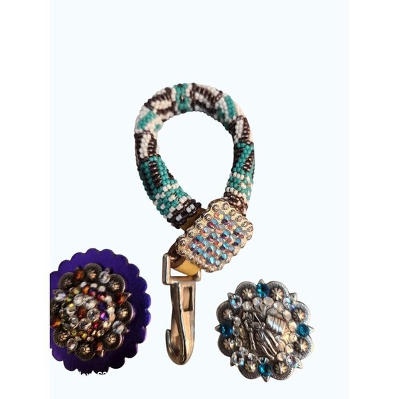 Western Beaded Keychain With Snap-On Purse Accessory and 2 interchangeable conch - Picture 14 of 14